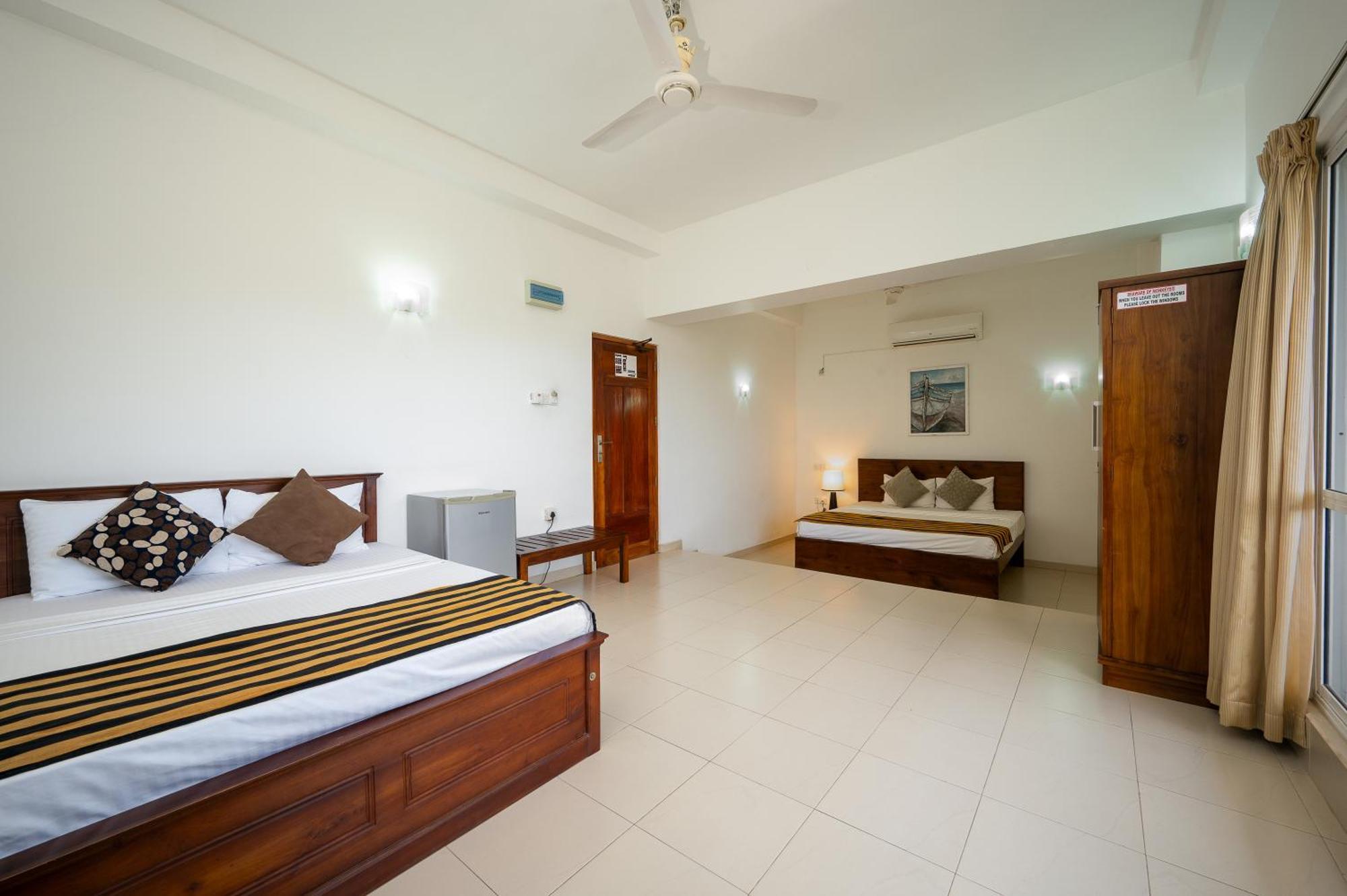 Hotel Oviya Vavuniya Экстерьер фото