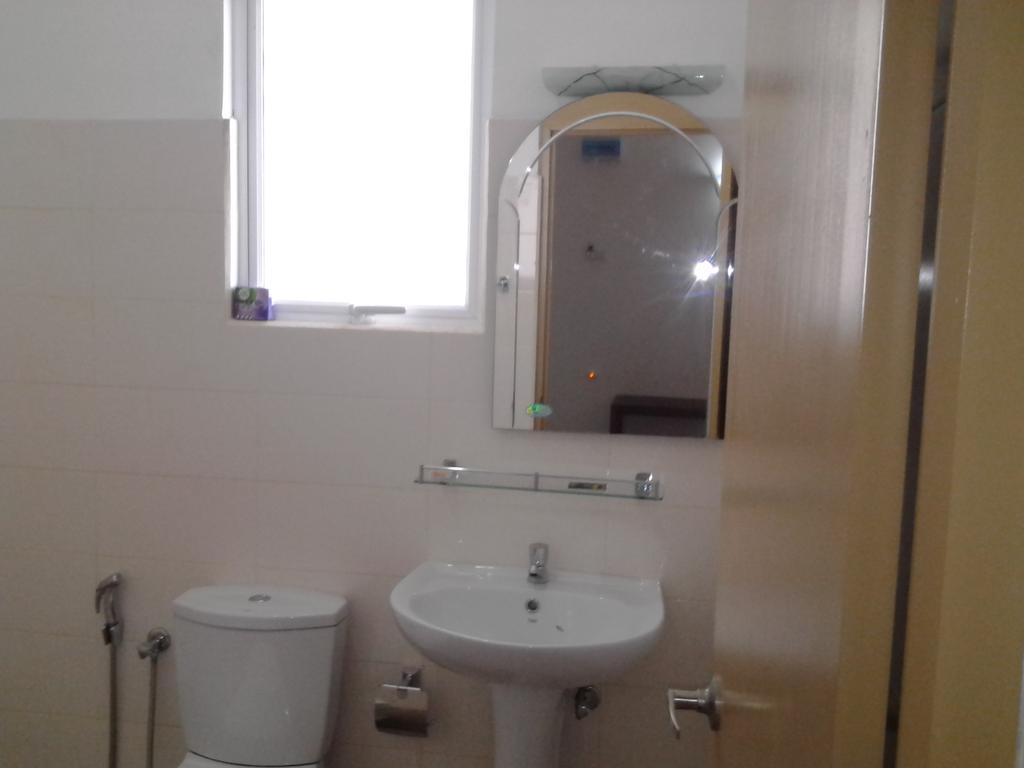 Hotel Oviya Vavuniya Экстерьер фото